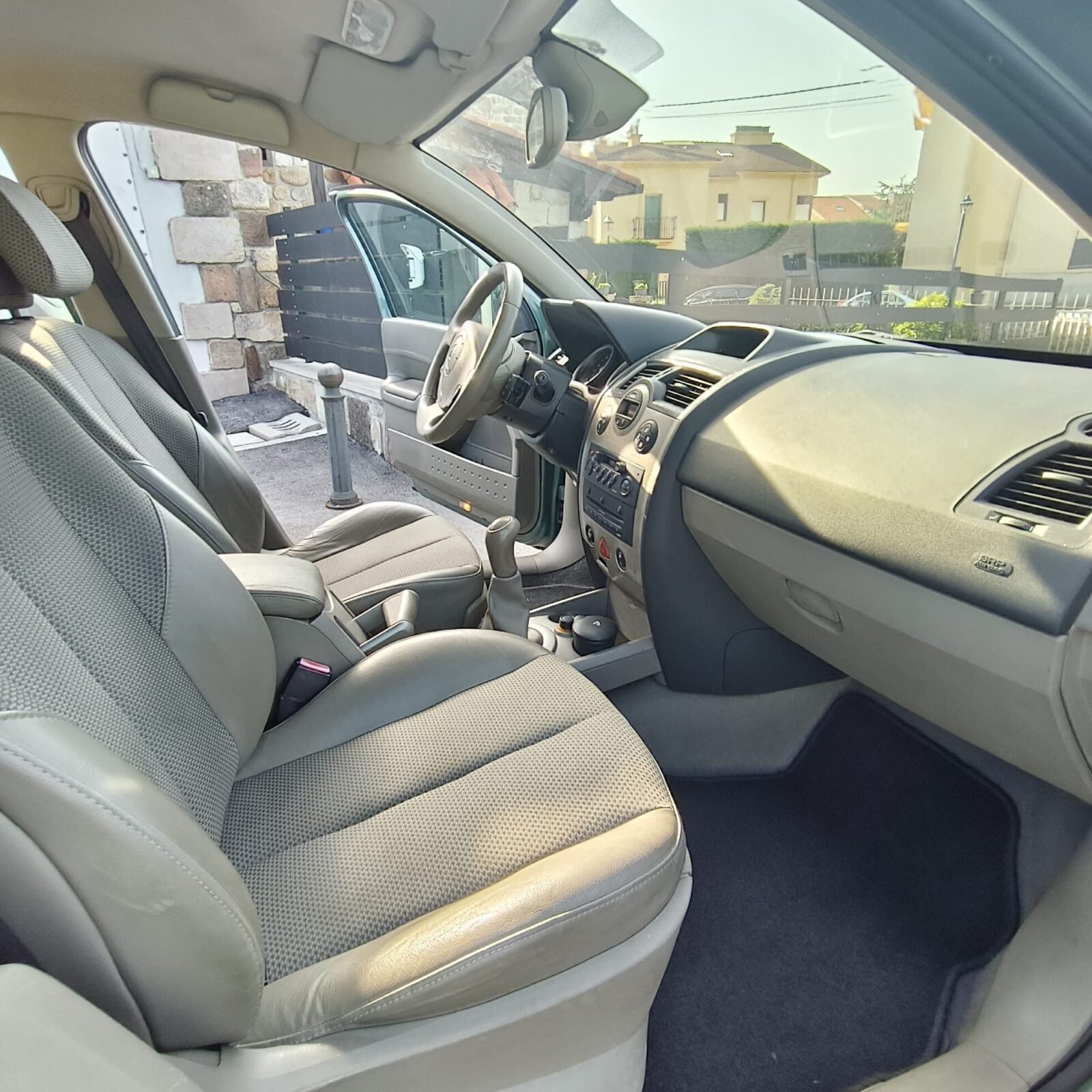 RENAULT Megane 1.6 16V DYNAMIQUE