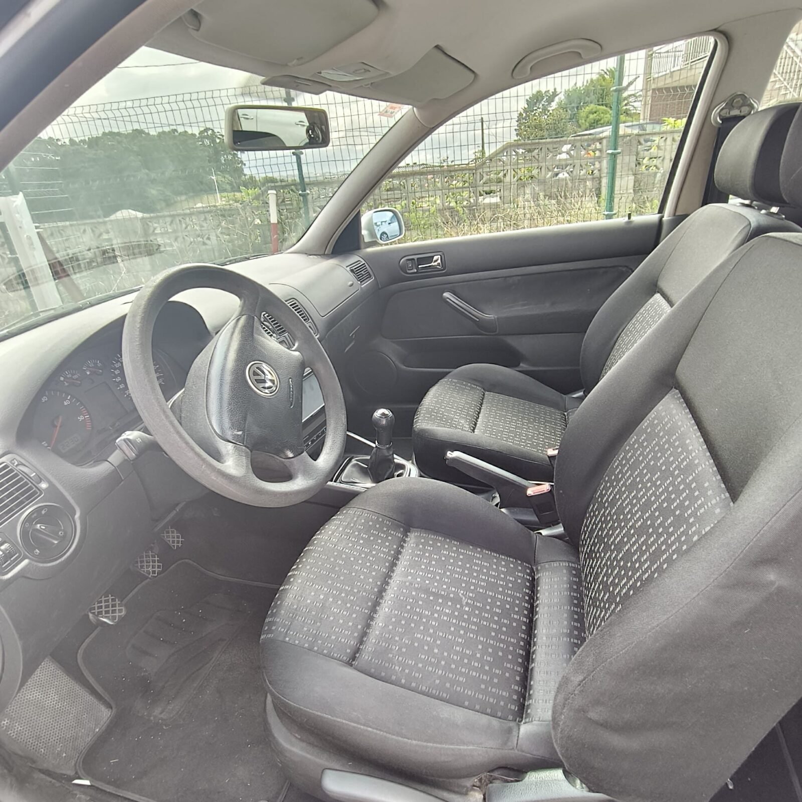 VOLKSWAGEN GOLF 1.9 TDI