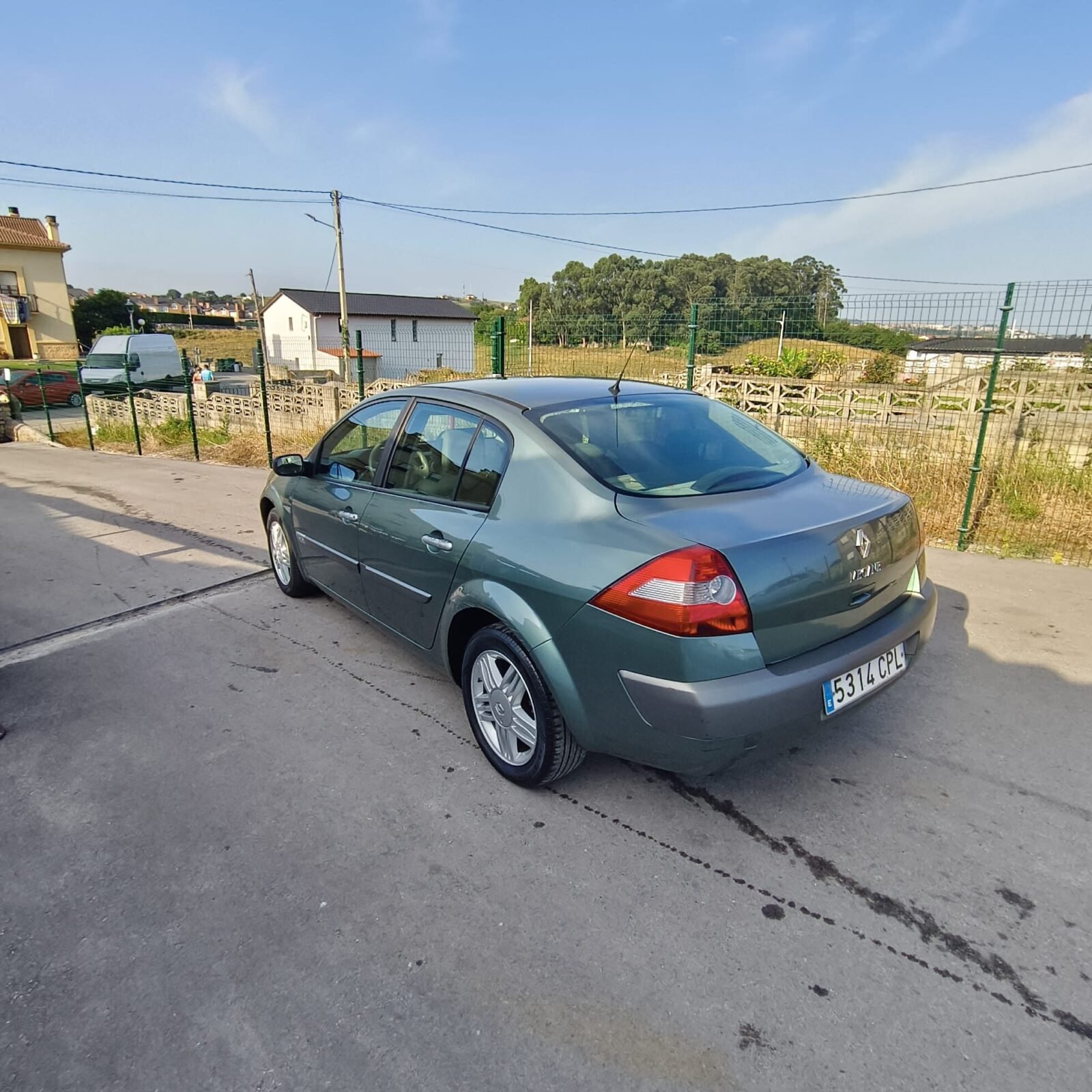 RENAULT Megane 1.6 16V DYNAMIQUE