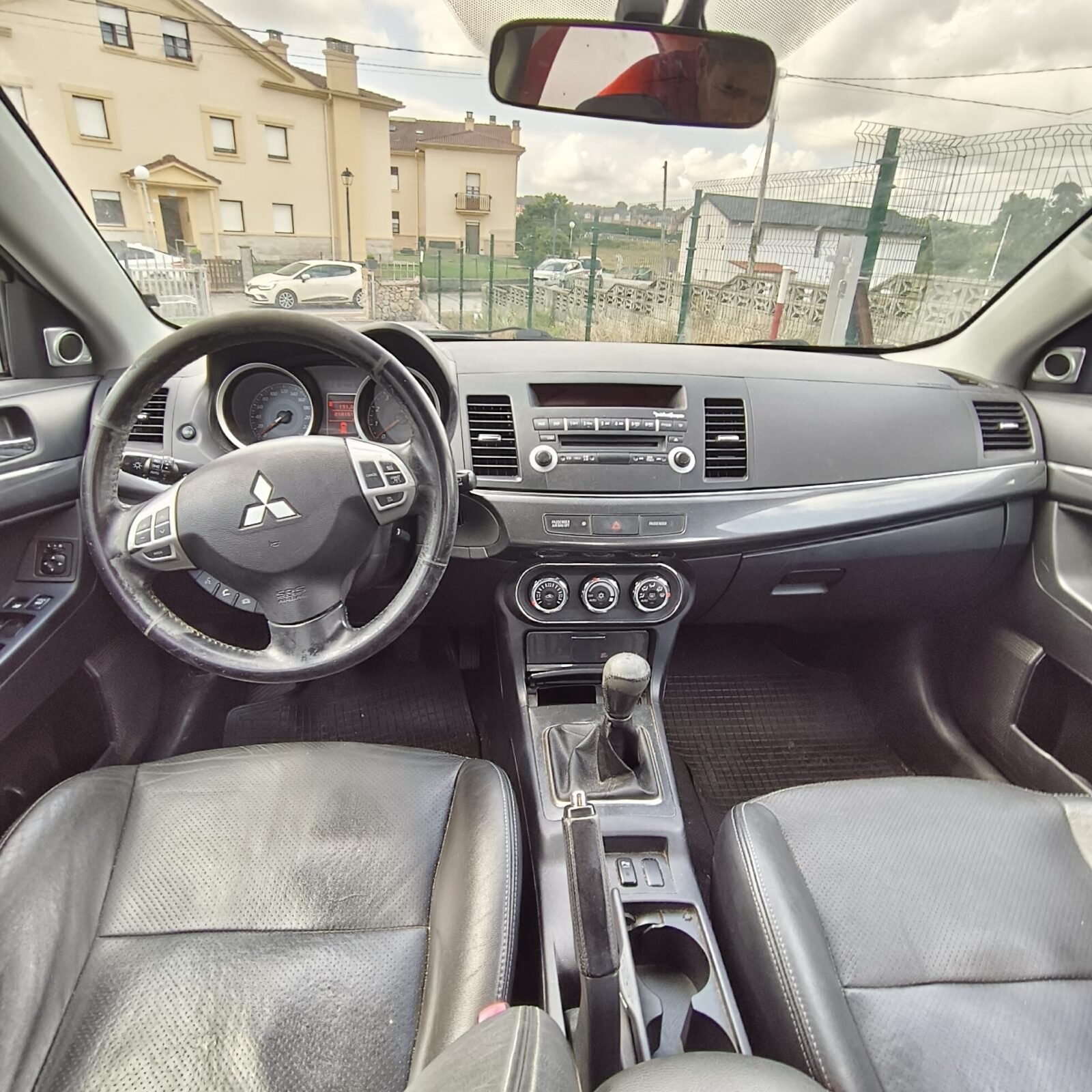 MITSUBISHI LANCER SPORTBACK 1.8