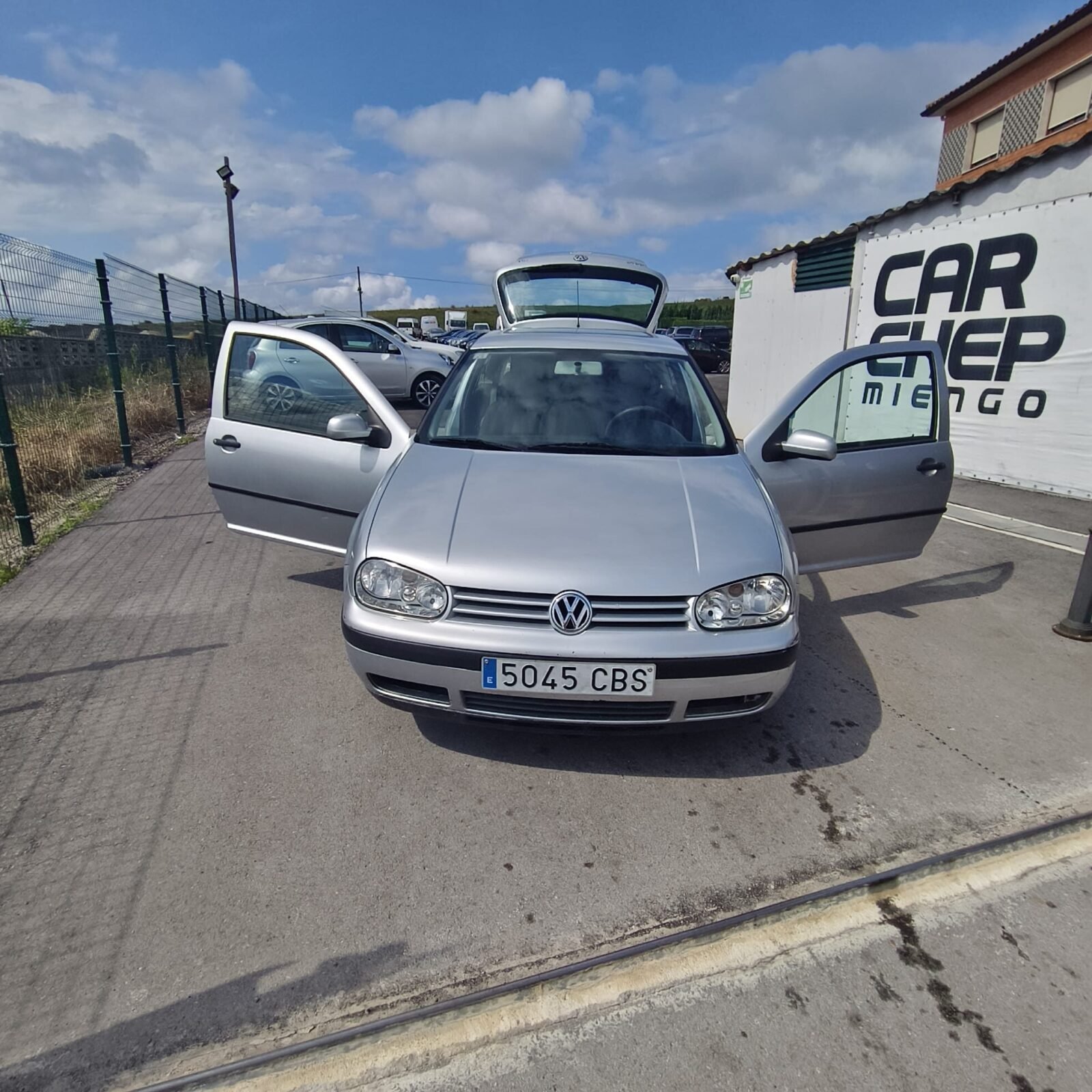 VOLKSWAGEN GOLF 1.9 TDI