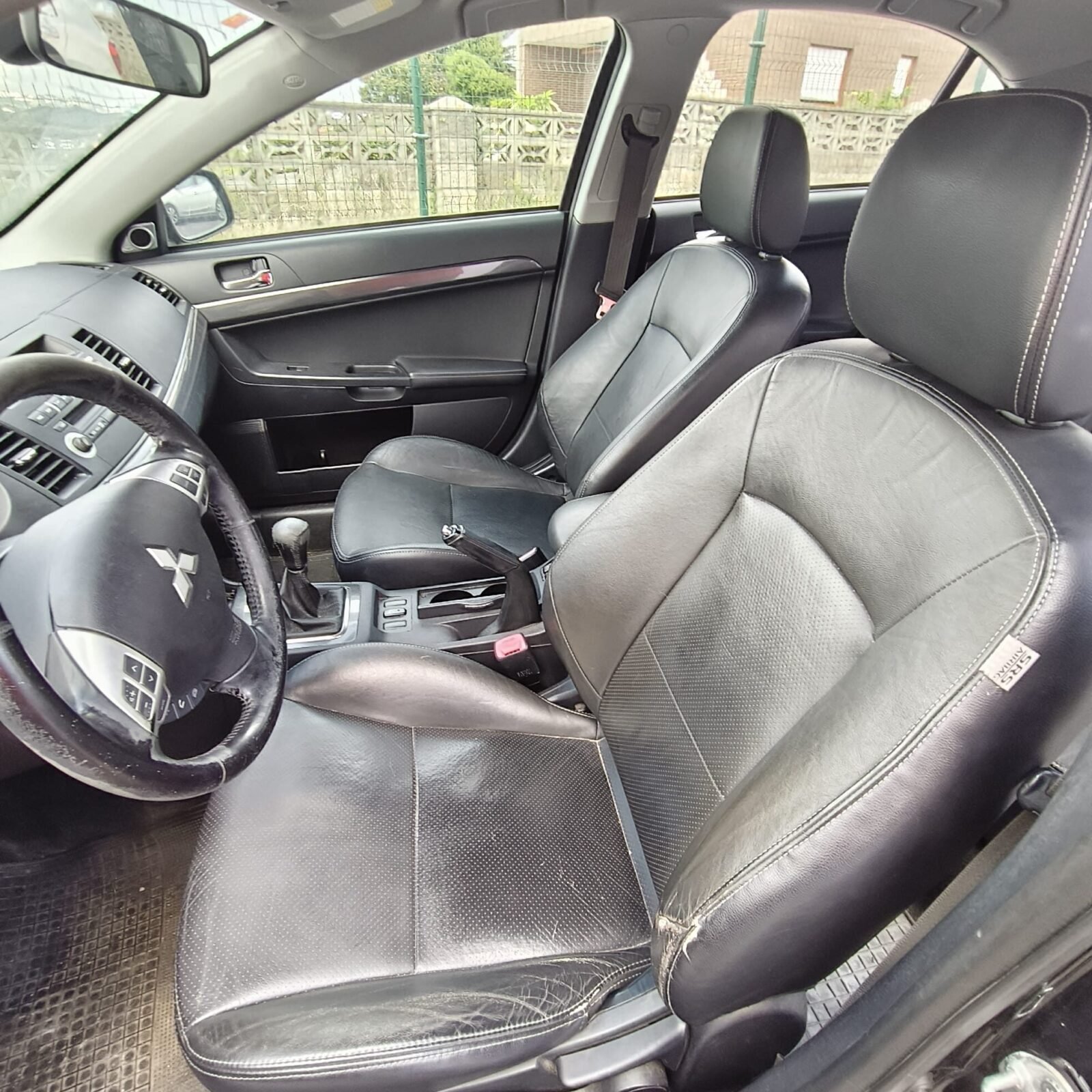 MITSUBISHI LANCER SPORTBACK 1.8