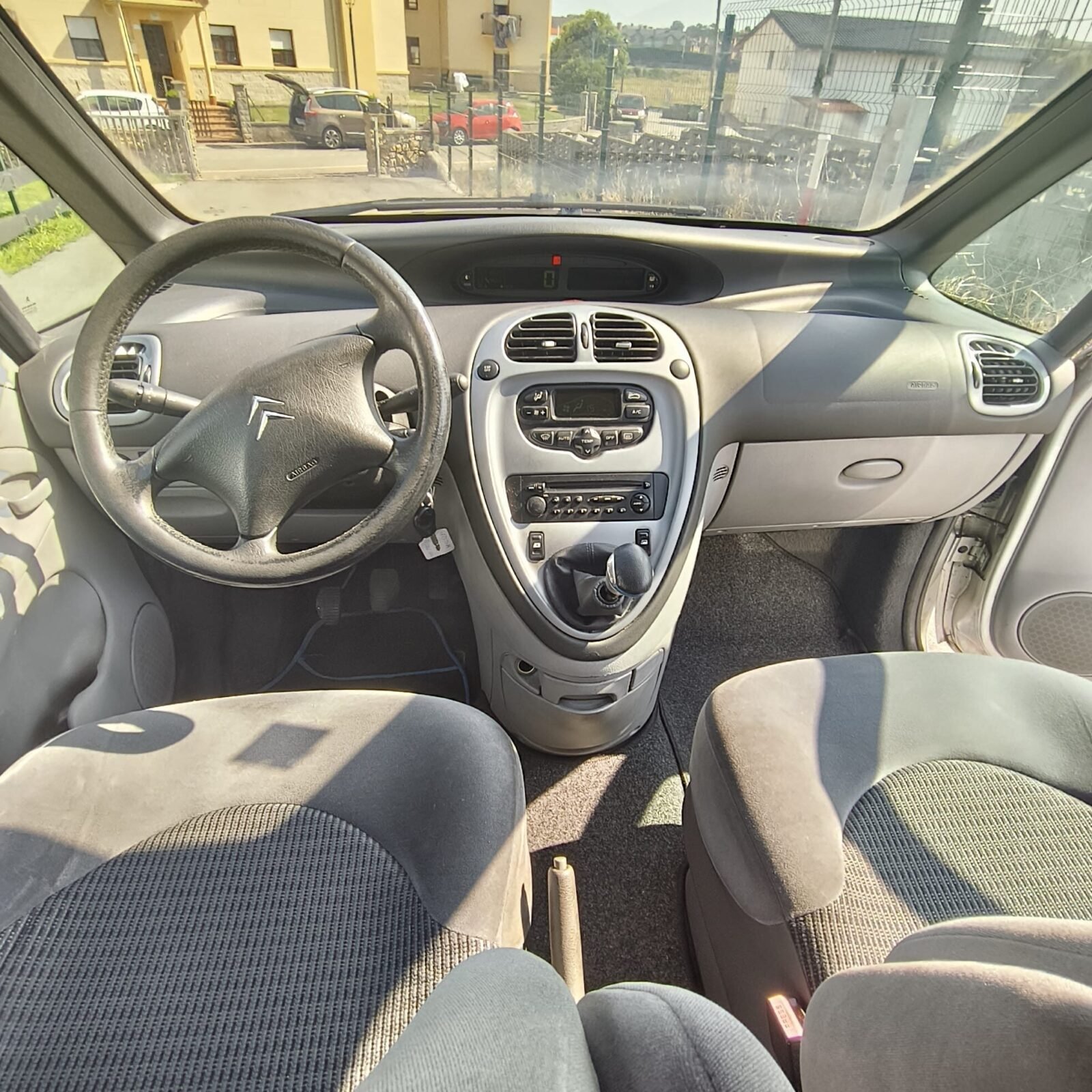 CITROEN XSARA PICASSO 1.6 HDI SX