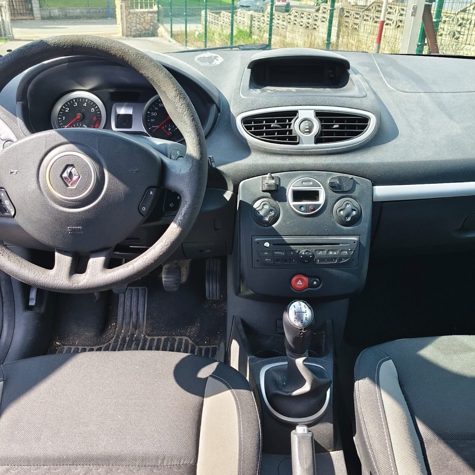 RENAULT CLIO EXPRESION 1.2 16V 