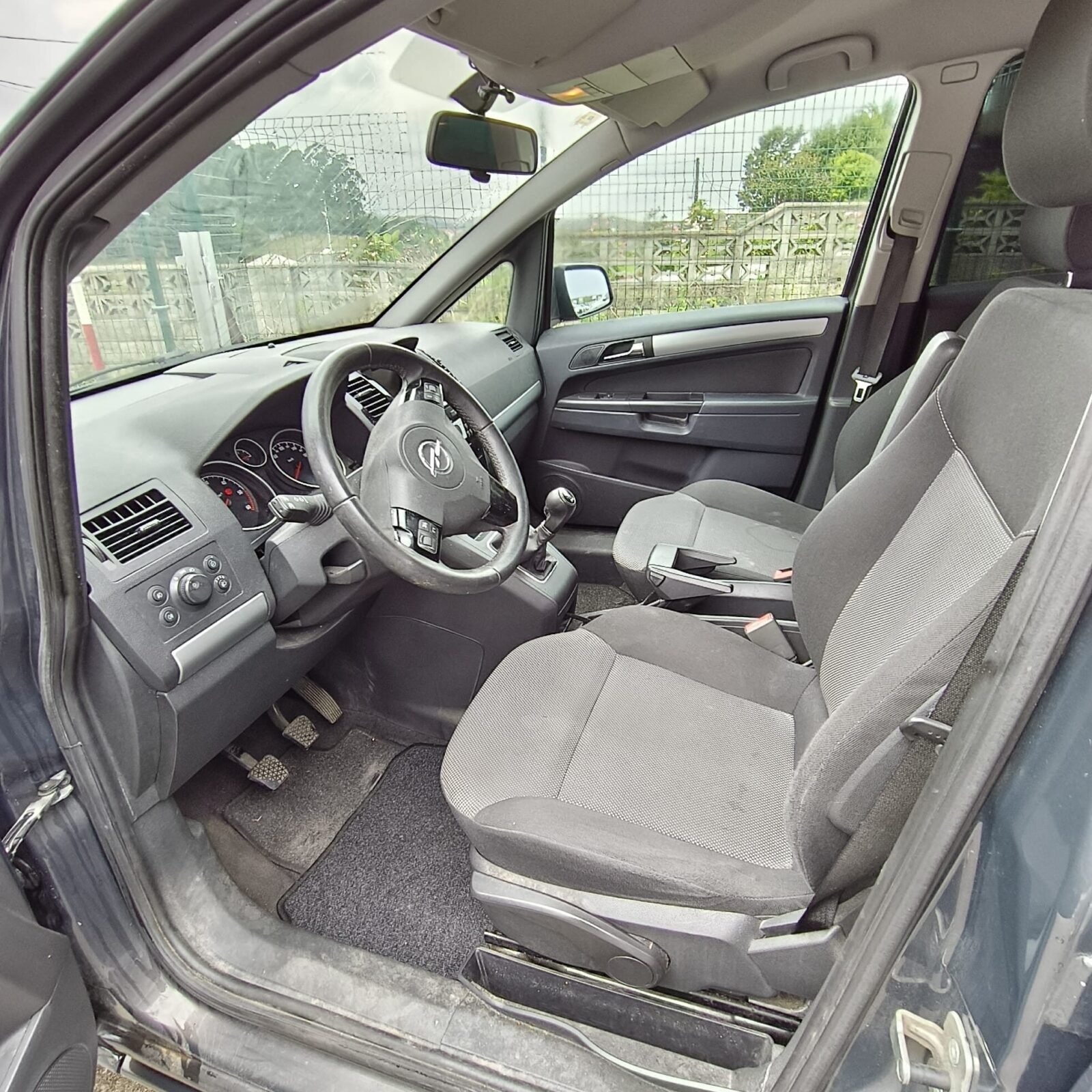 OPEL Zafira 1.6i FAMILY