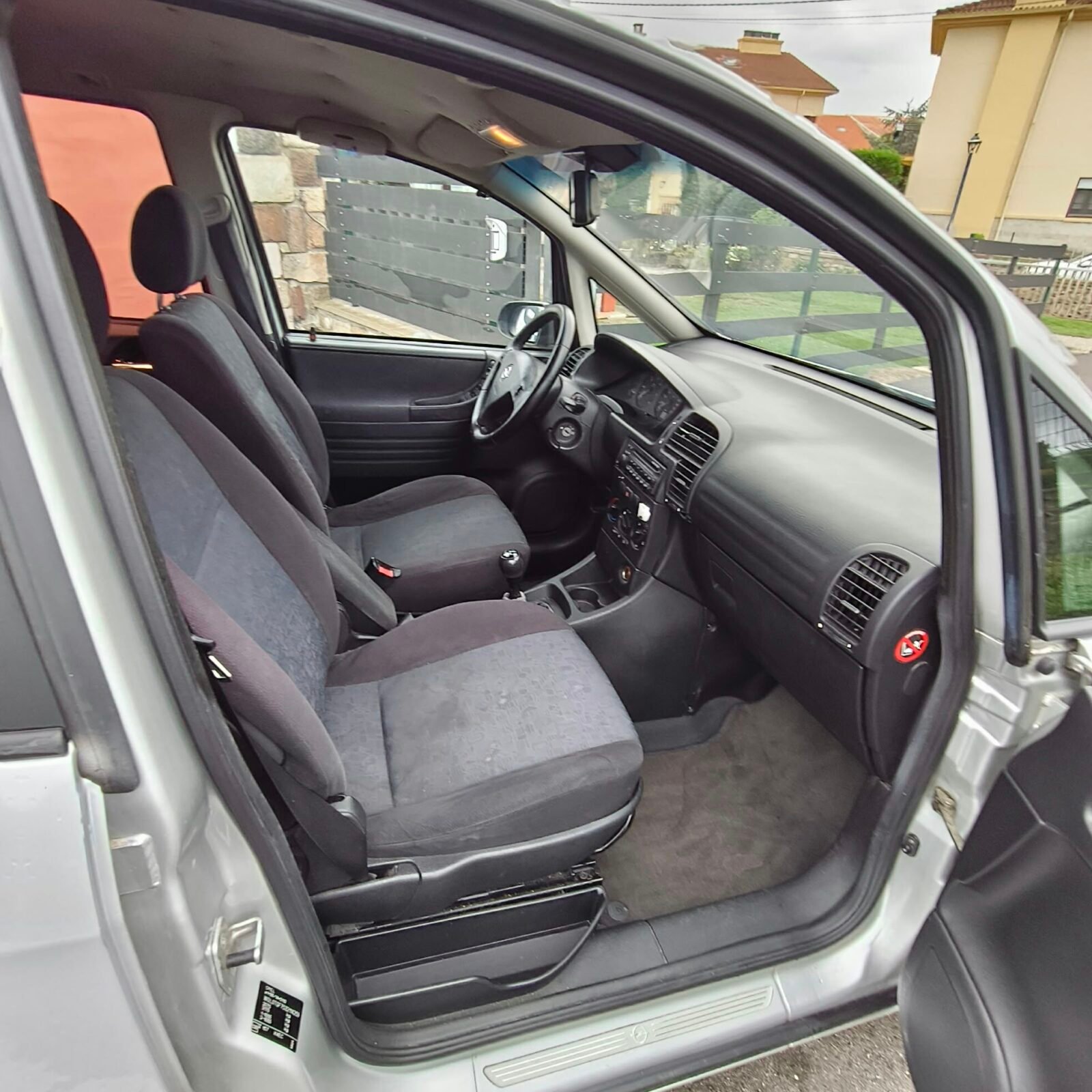 OPEL Zafira 2.0 Dti 16v Elegance