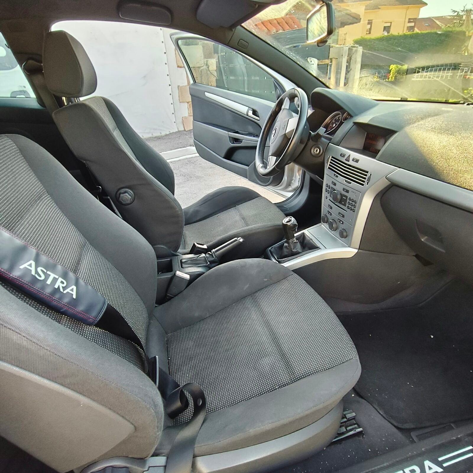 OPEL Astra 1.6 GTC 