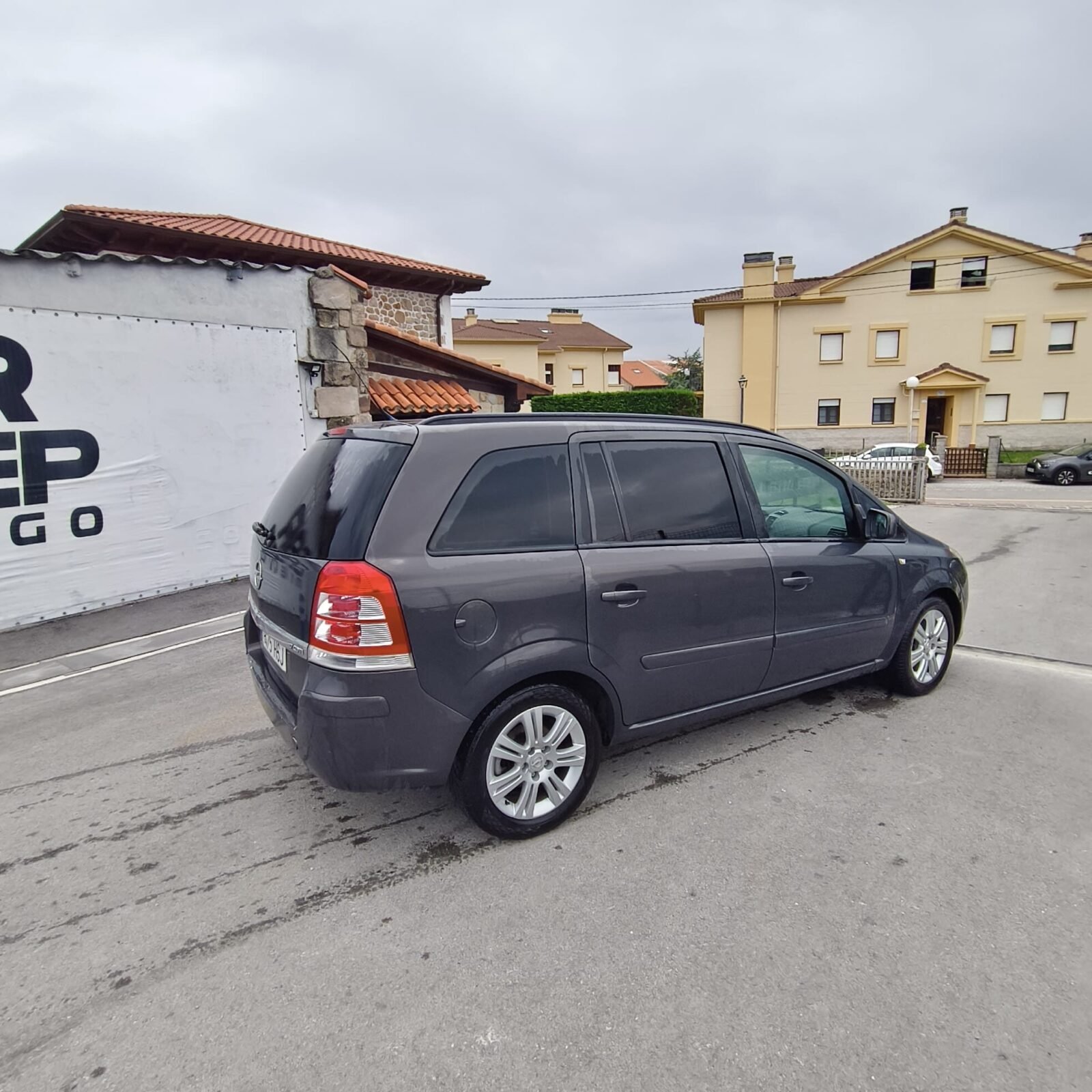 OPEL Zafira 1.6i FAMILY