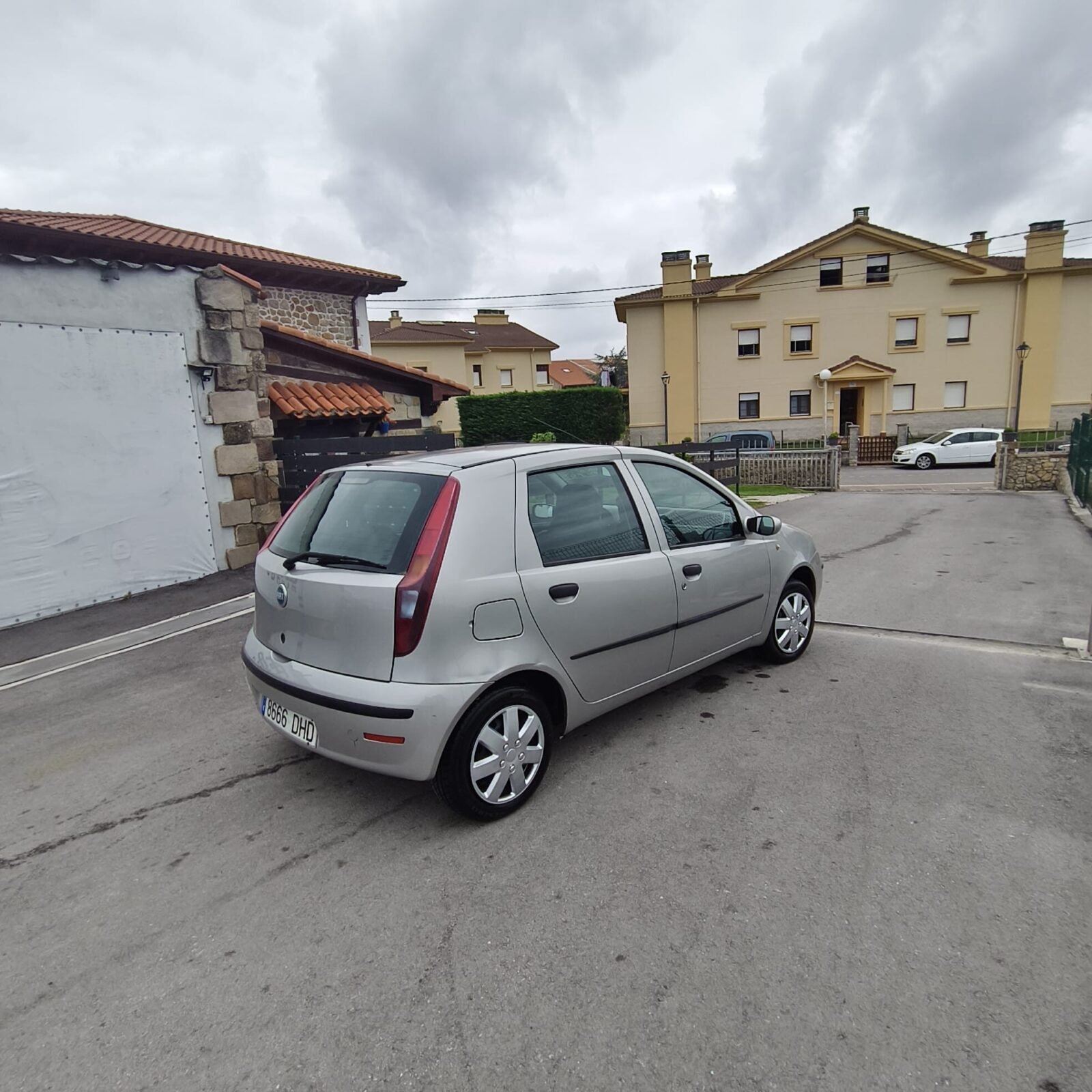 FIAT PUNTO 1.2 8V