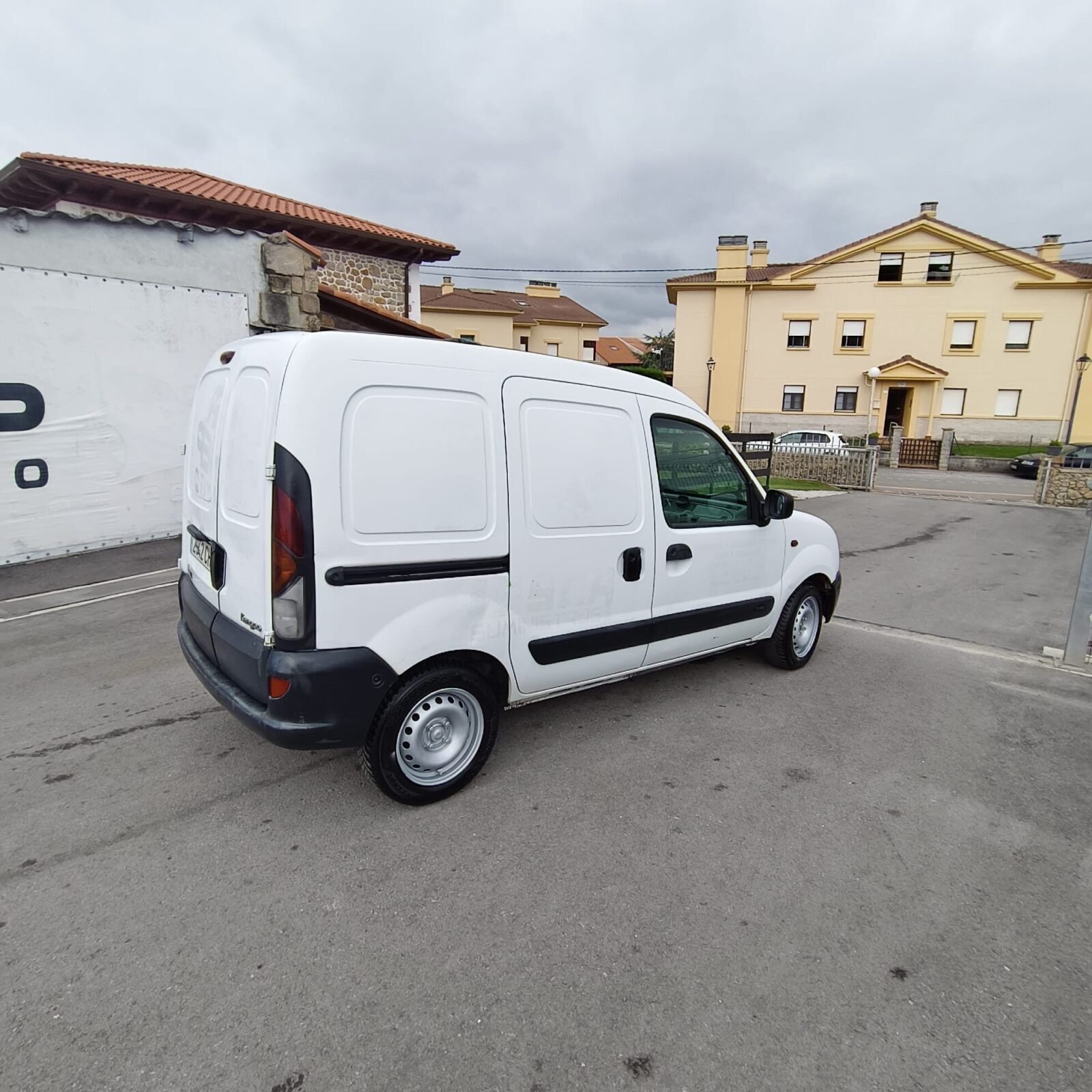 RENAULT Kangoo EXPRESS 1.9D