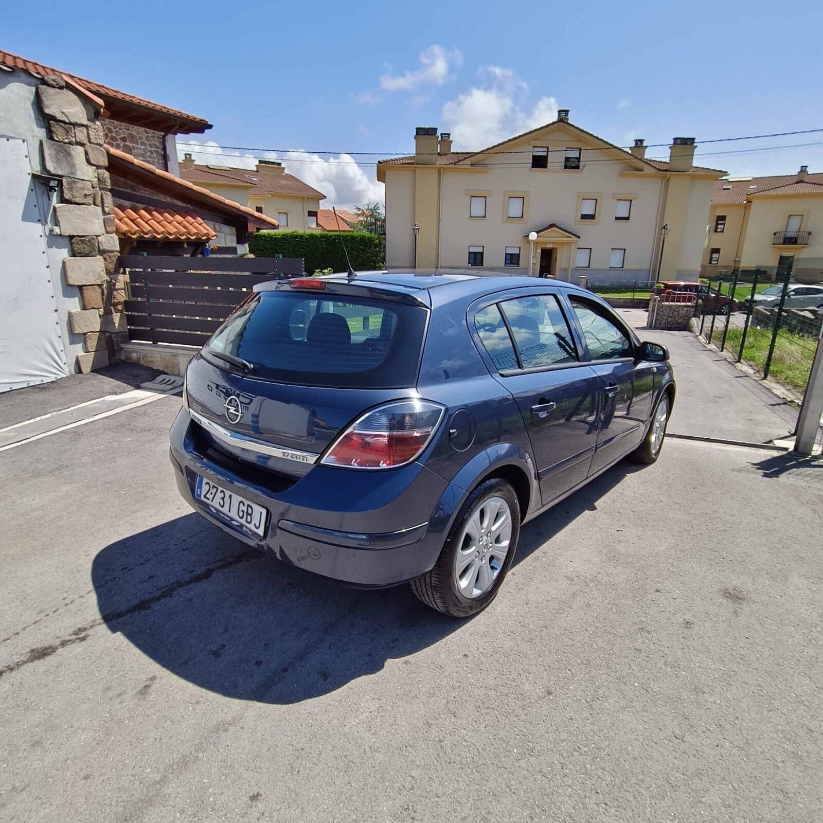 OPEL Astra 1.8i