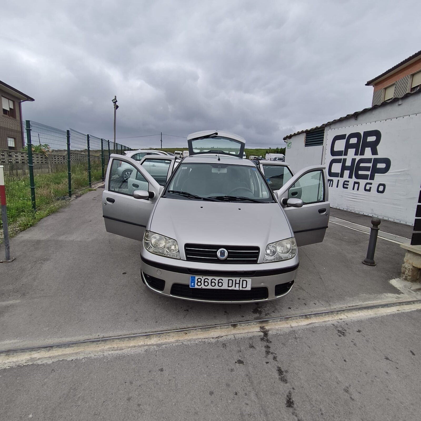 FIAT PUNTO 1.2 8V