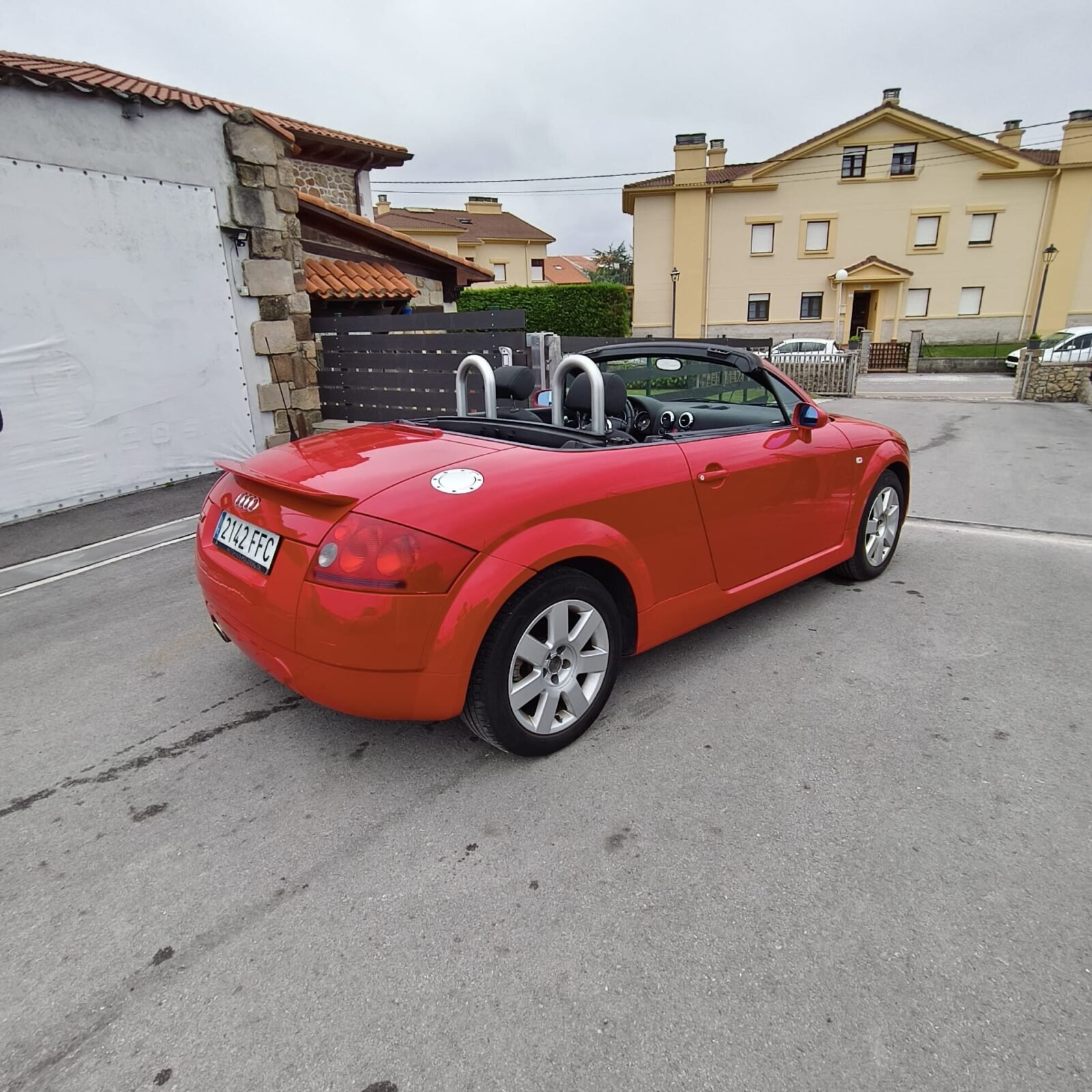 AUDI TT 1.8i ROADSTER