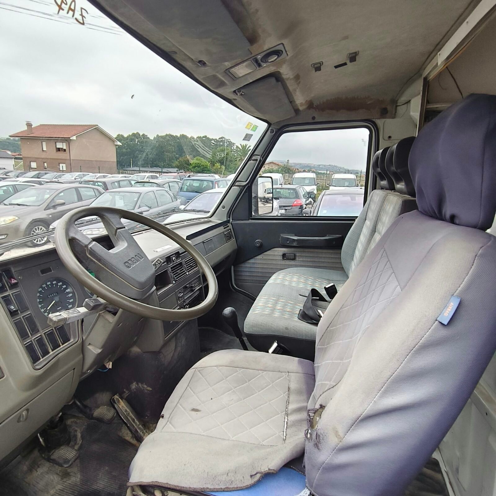 IVECO DAILY 30.8 2.5D