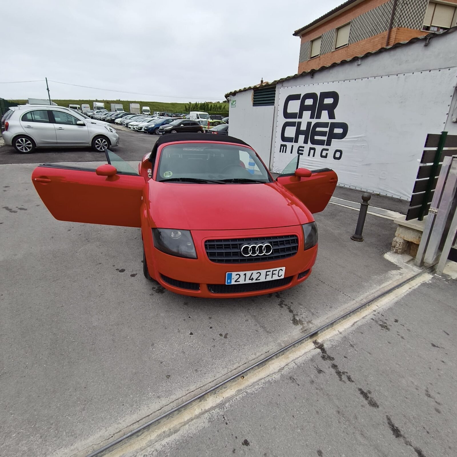 AUDI TT 1.8i ROADSTER