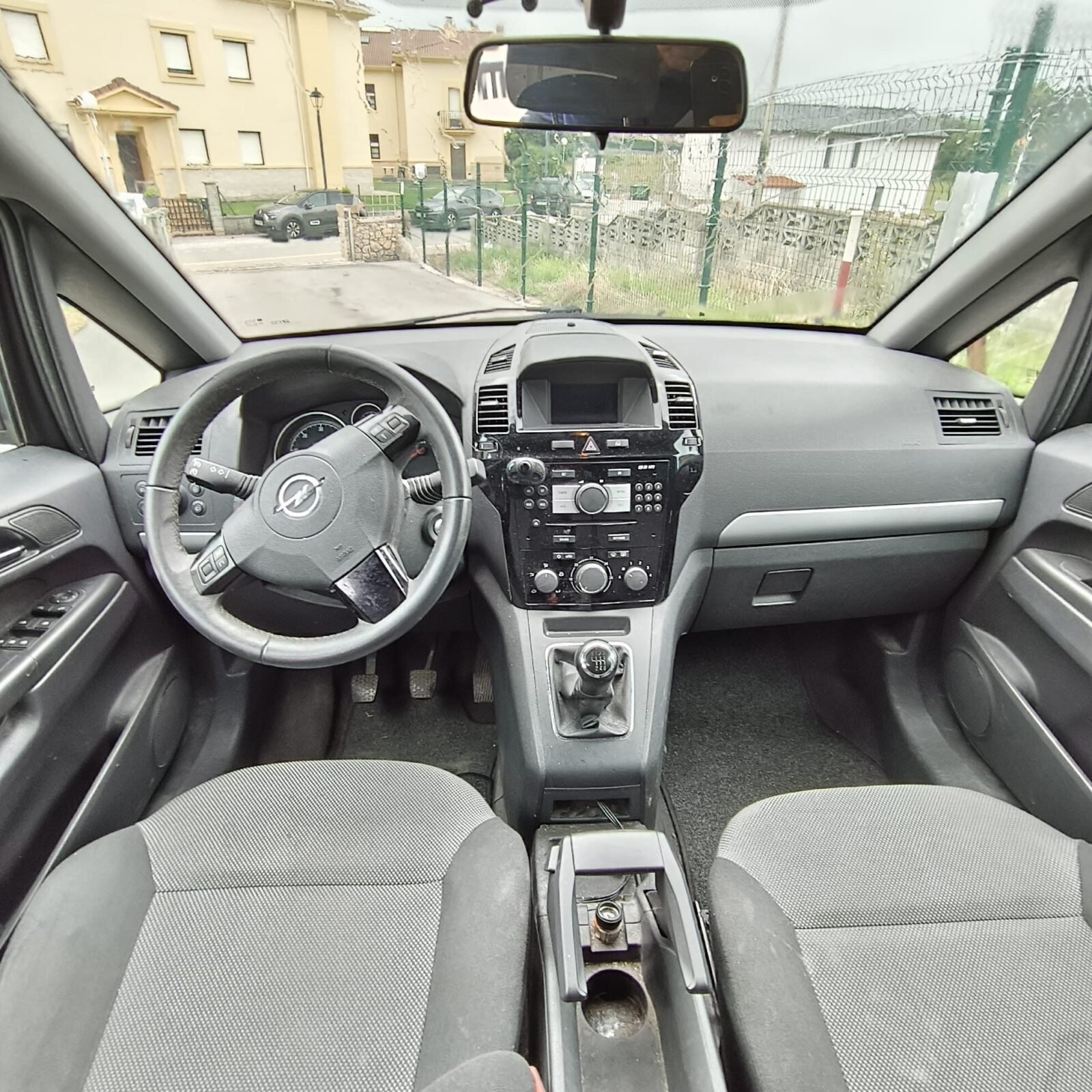 OPEL Zafira 1.6i FAMILY