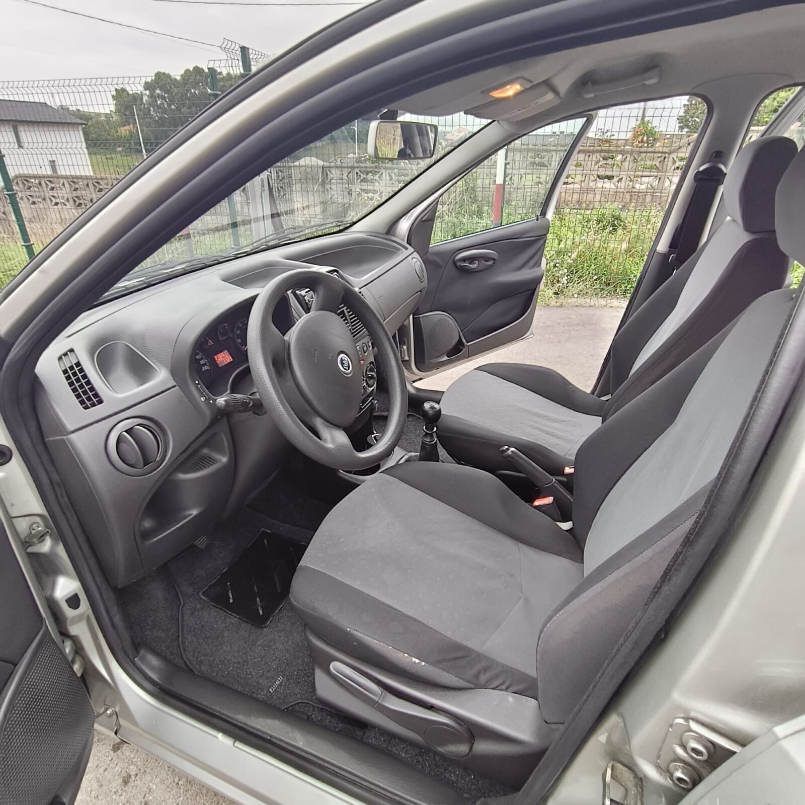 FIAT PUNTO 1.2 8V