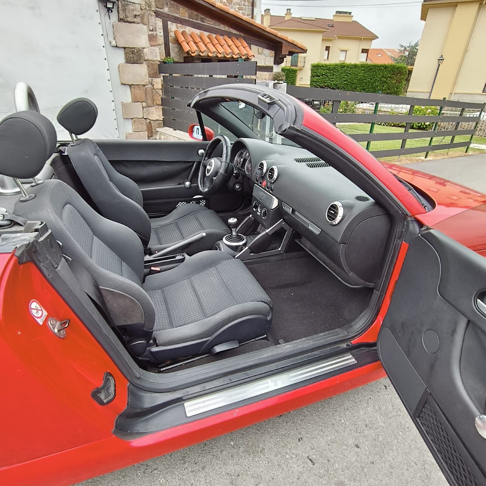 AUDI TT 1.8i ROADSTER