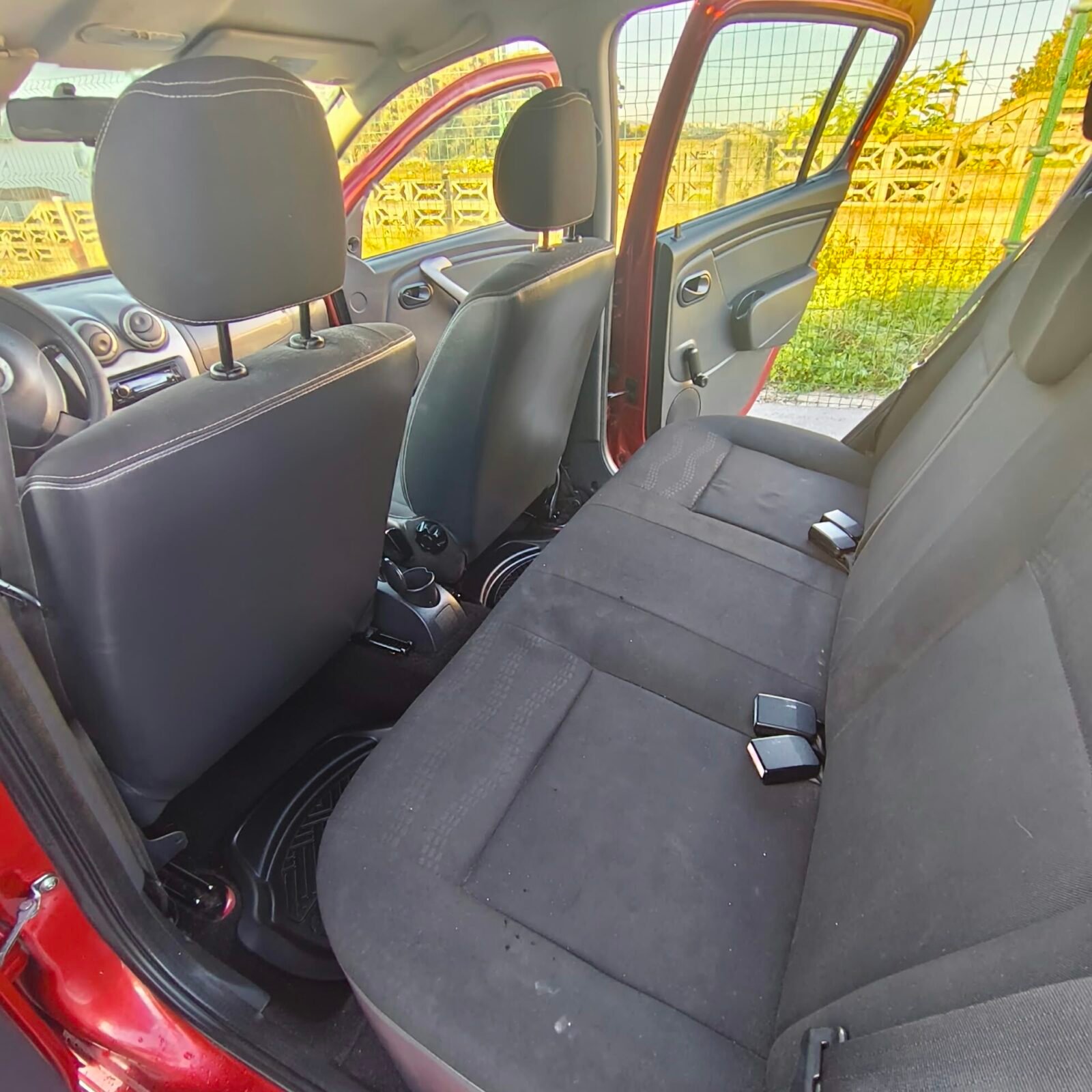 DACIA SANDERO Laureate 1.5 dCi