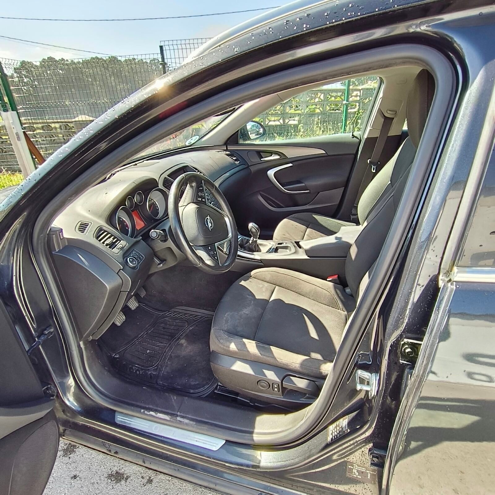OPEL INSIGNIA 1.8 16v Edition