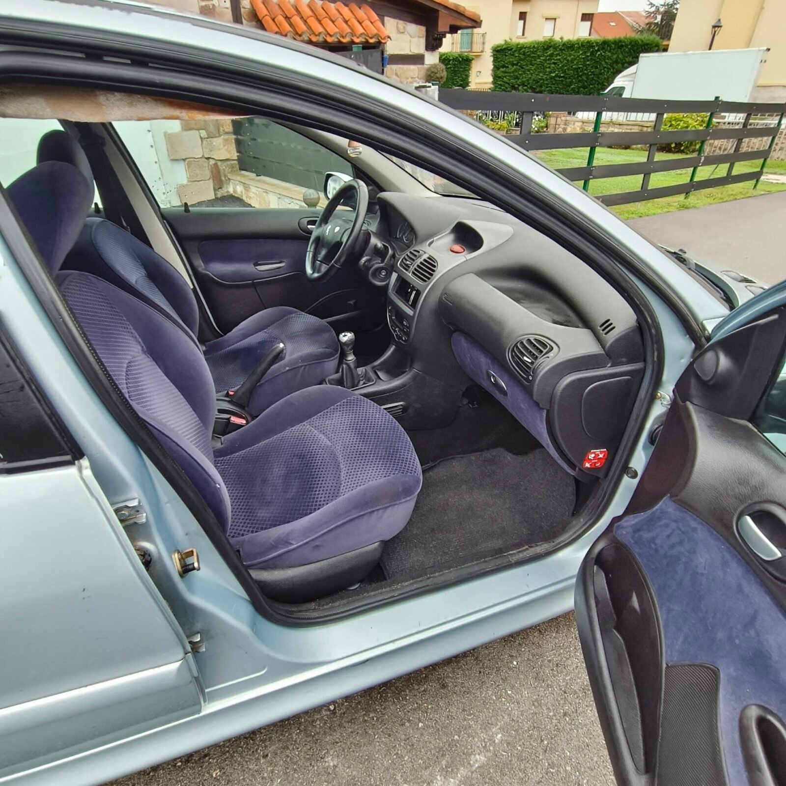 PEUGEOT 206 2.0HDI