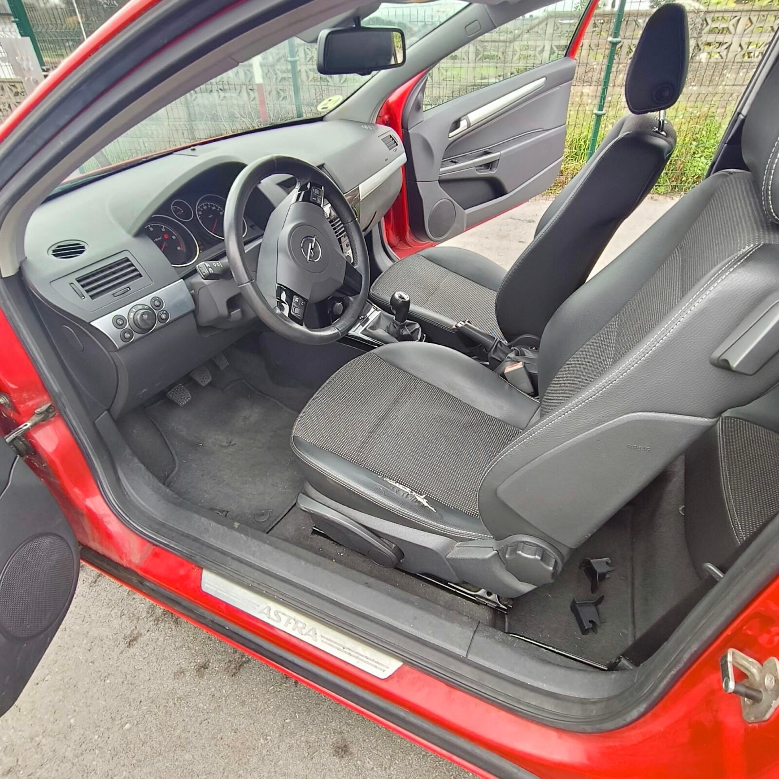 OPEL Astra GTC 1.9 CDTI 16V