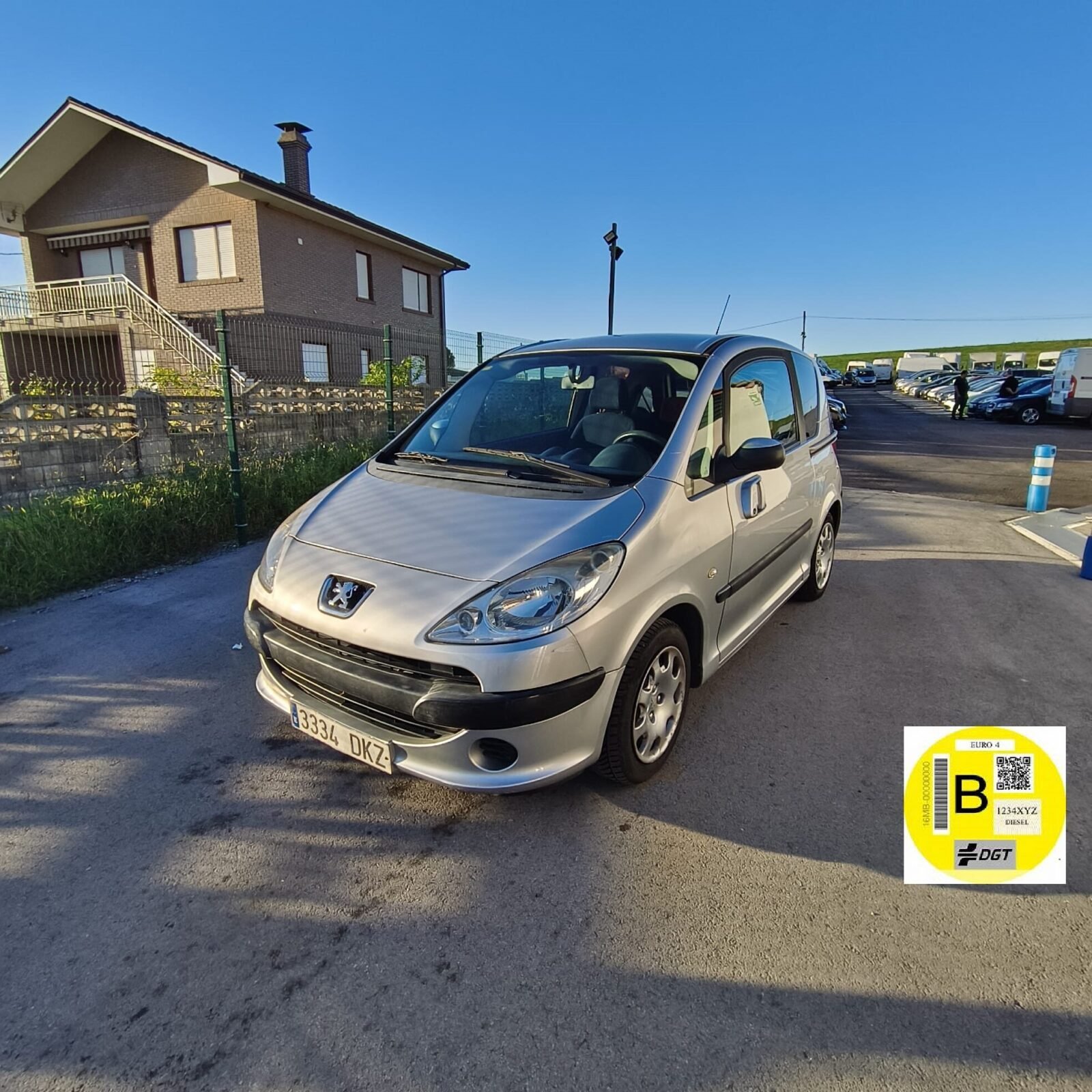 PEUGEOT 1007  1.4 HDi Urban