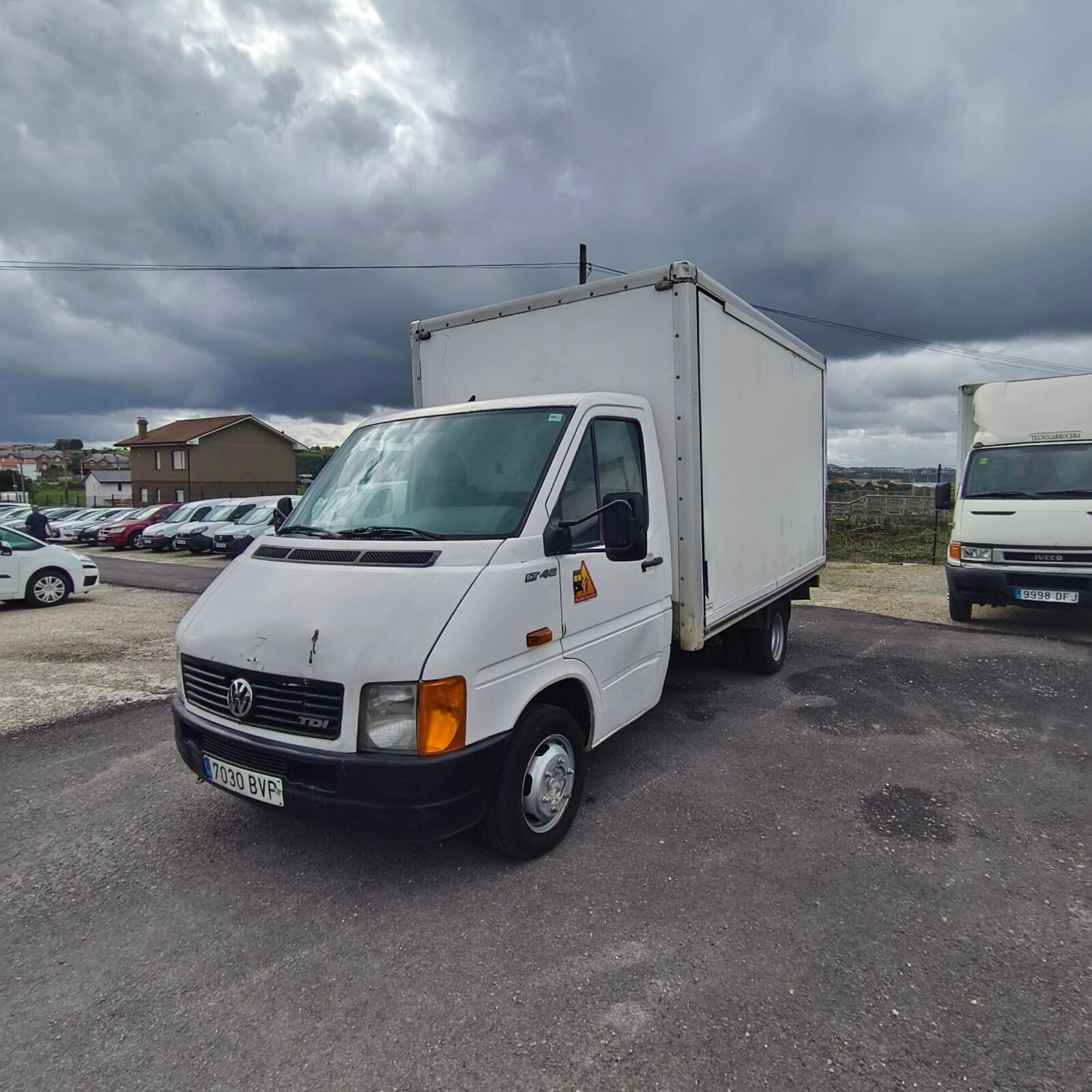 VOLKSWAGEN LT 28 Furgon 2.5 TDI