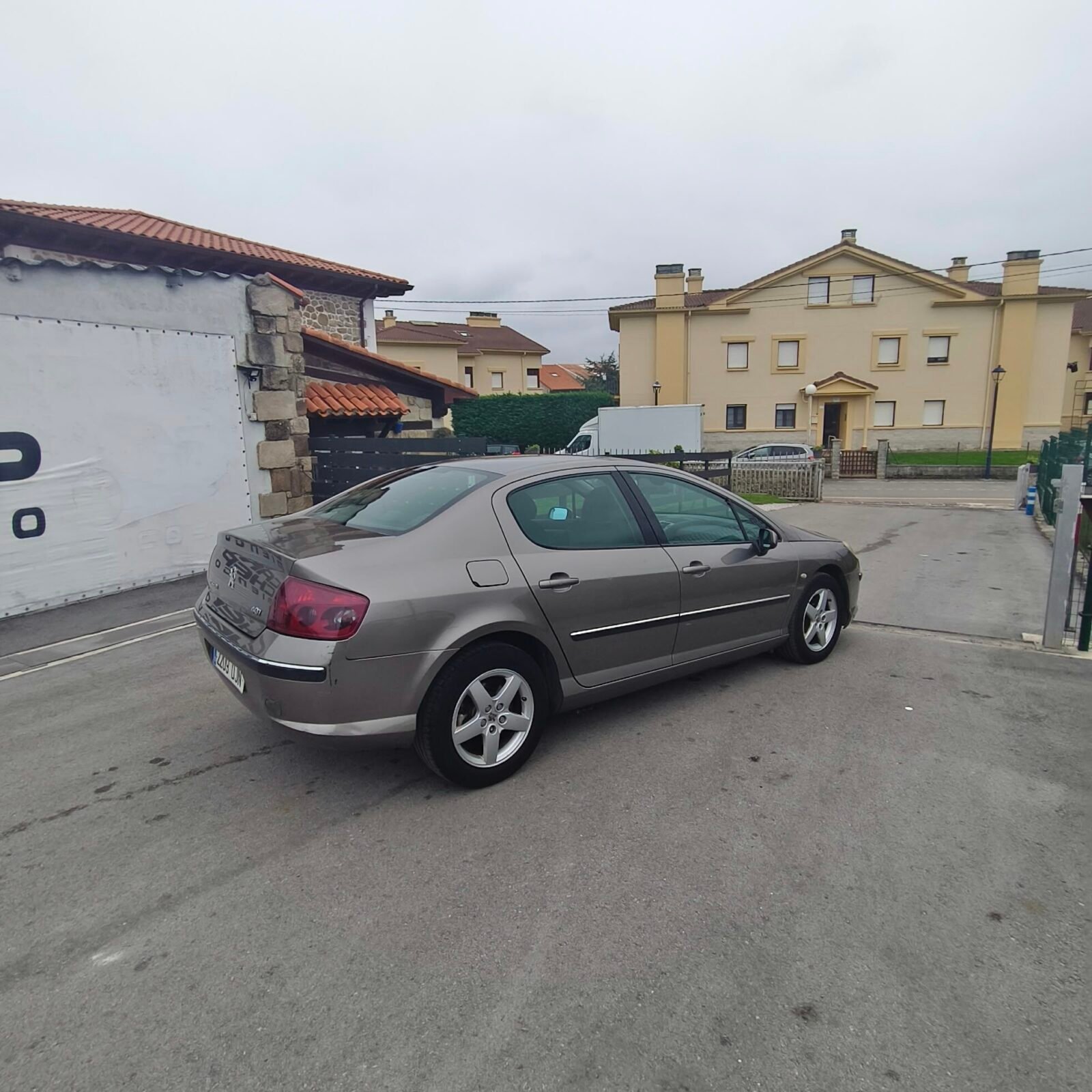 PEUGEOT 407 2.0HDI