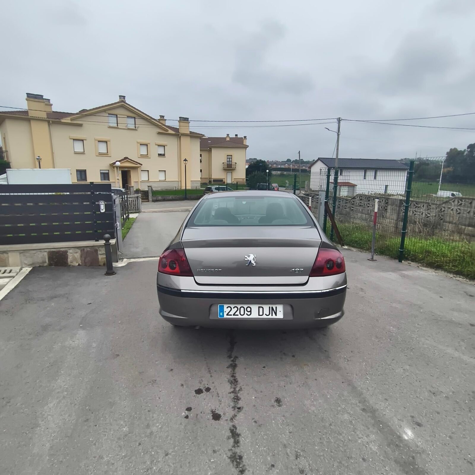 PEUGEOT 407 2.0HDI