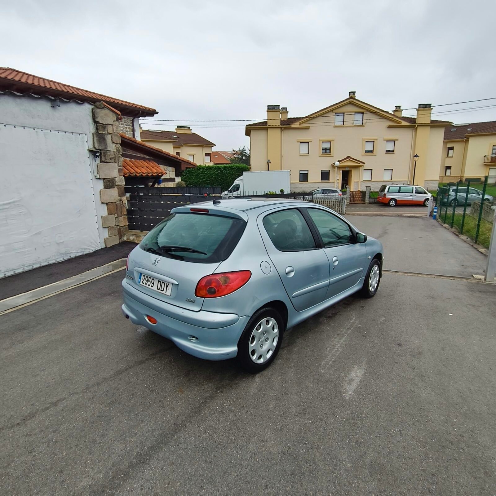 PEUGEOT 206 2.0HDI