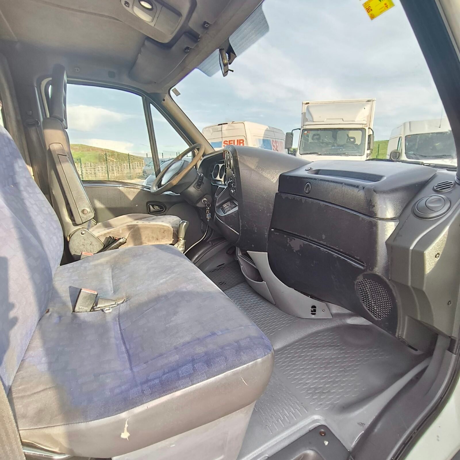 IVECO DAILY 29 L12