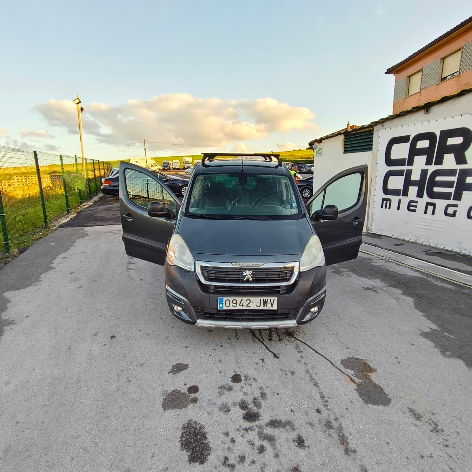 PEUGEOT PARTNER TEPEE 1.6 ACTIVE BLUEHDI