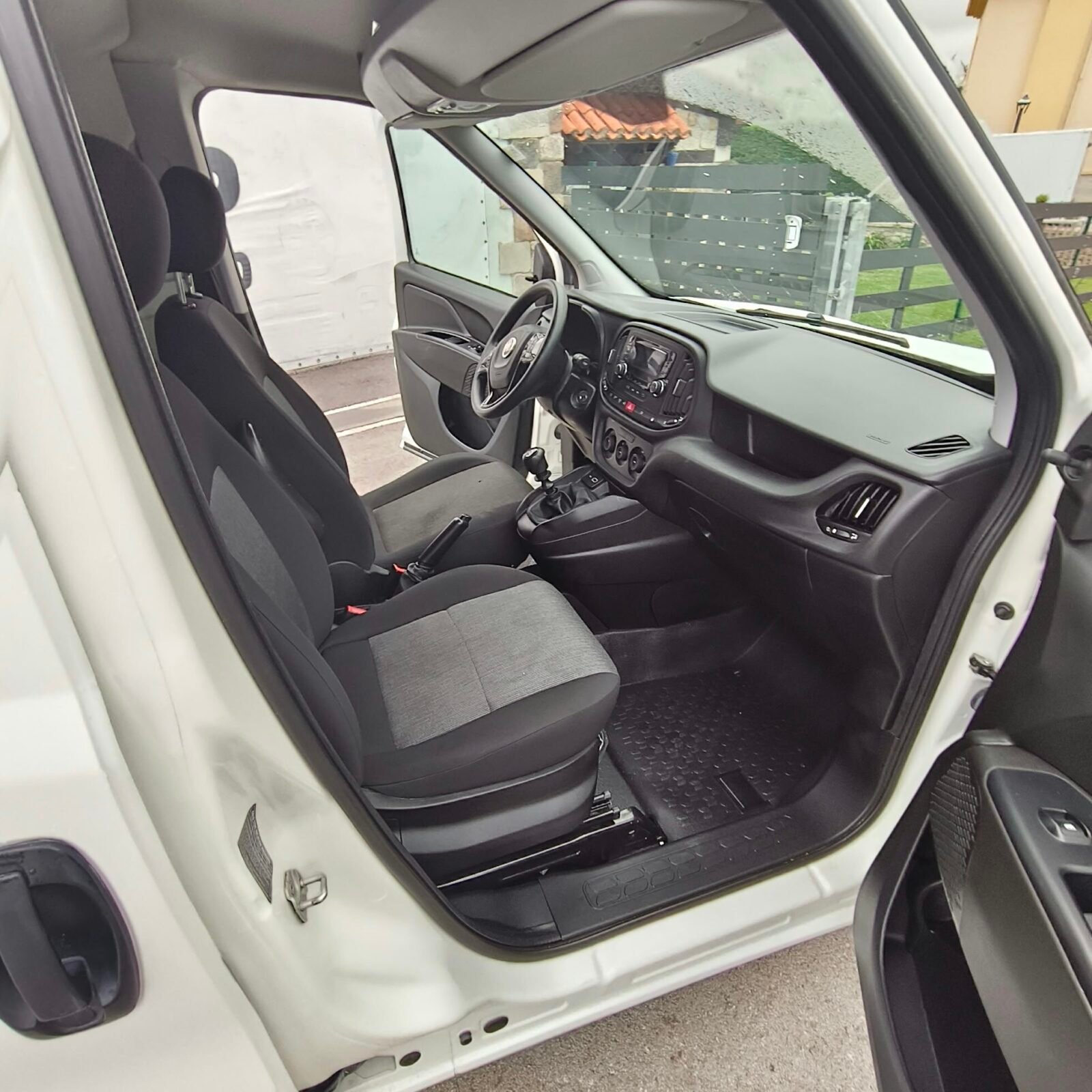 FIAT DOBLÓ Cargo Cargo Maxi SX 1.4 Tjet 89kW GNC
