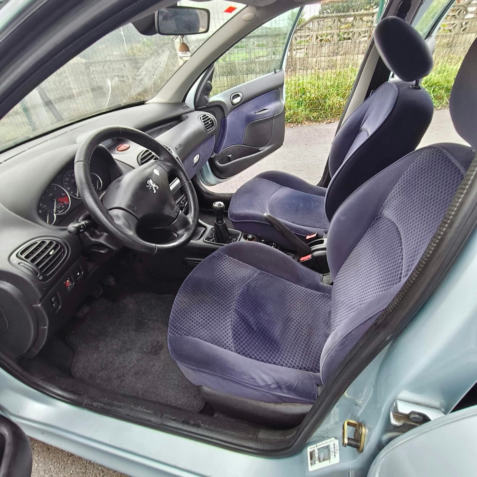 PEUGEOT 206 2.0HDI