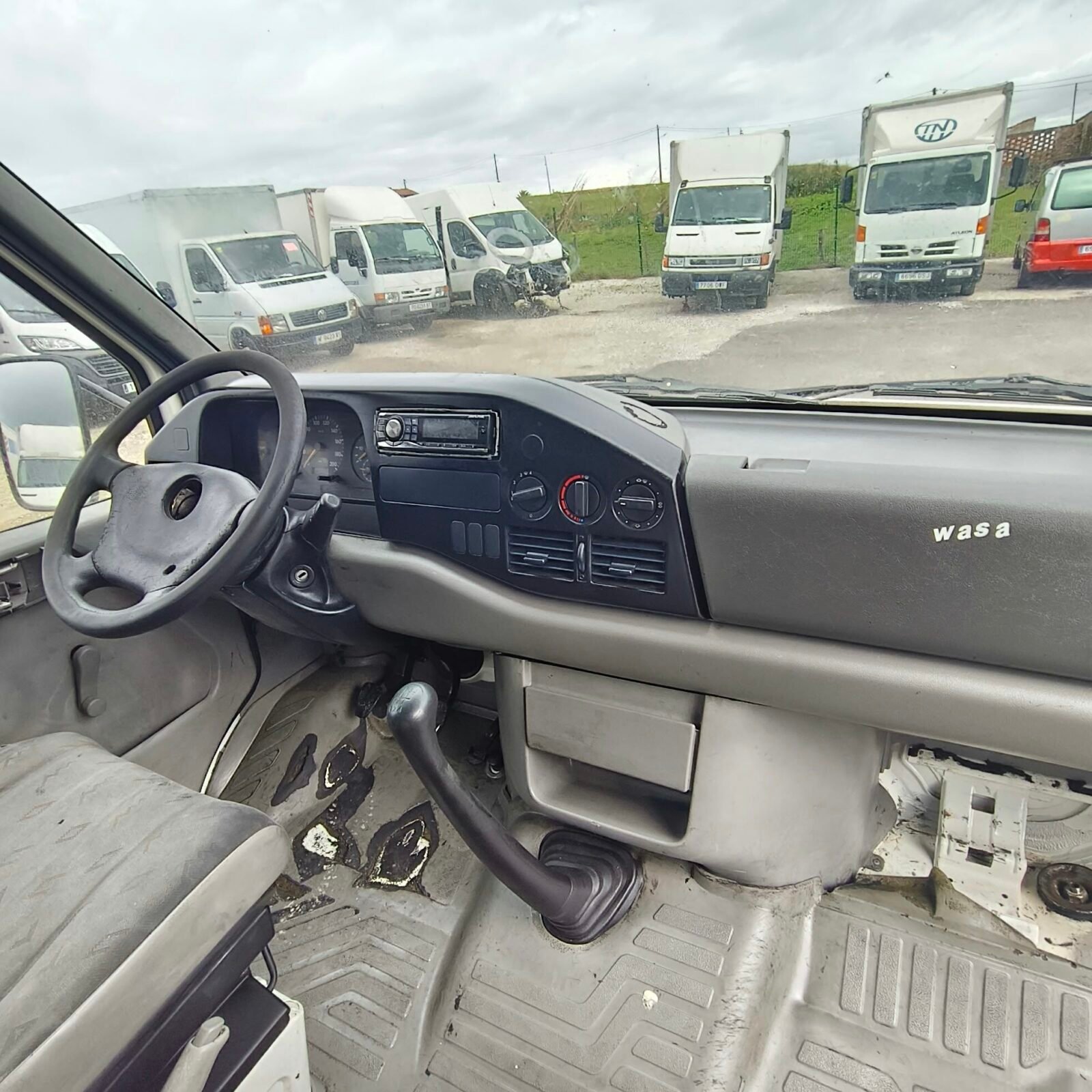 VOLKSWAGEN LT 28 Furgon 2.5 TDI